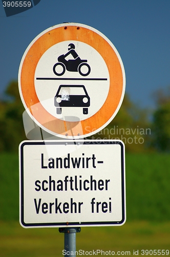 Image of Verbotszeichen mit Zusatzschild 