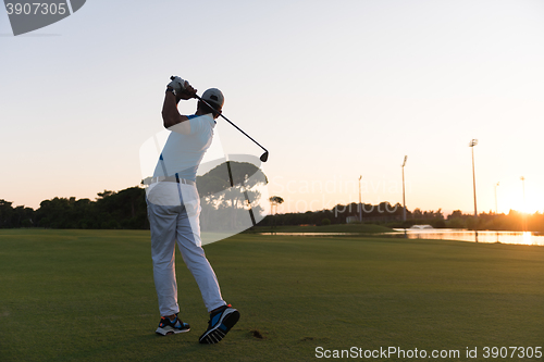 Image of golfer hitting long shot