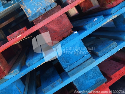 Image of red and blue pallet background