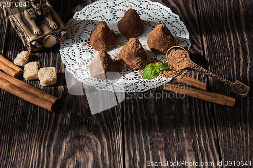 Image of pyramid shape chocolate candies