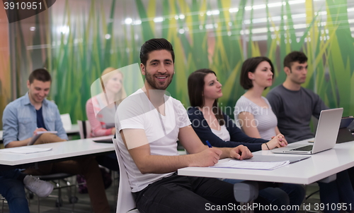 Image of students group study