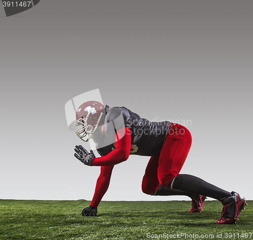 Image of The american football player in action