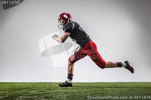Image of The american football player in action