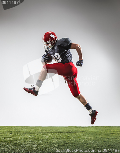 Image of The american football player in action