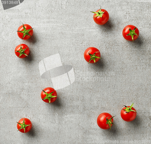 Image of small fresh cherry tomatoes