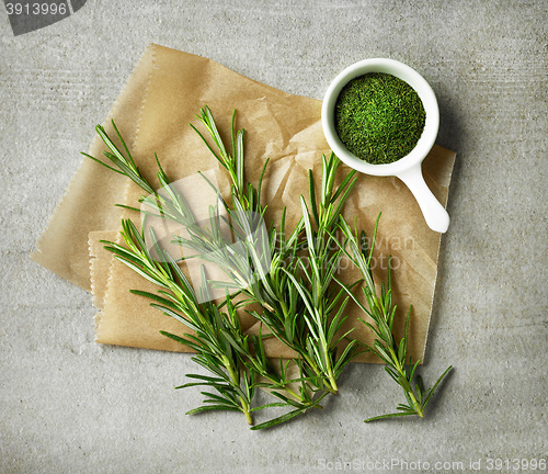 Image of fresh and dried rosemary