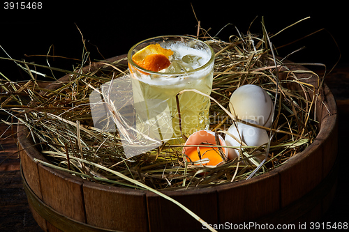 Image of whiskey sour with chicken eggs