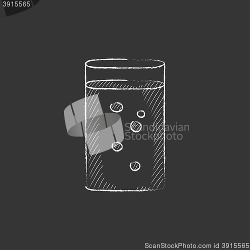 Image of Glass of water. Drawn in chalk icon.