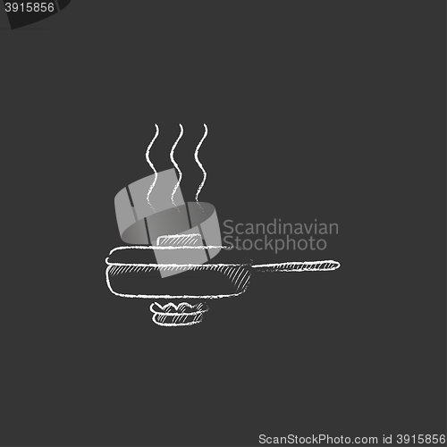 Image of Frying pan with cover. Drawn in chalk icon.