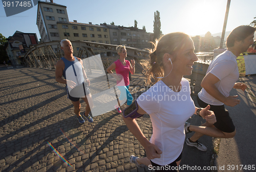 Image of people group jogging