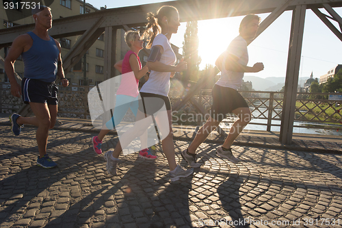 Image of people group jogging