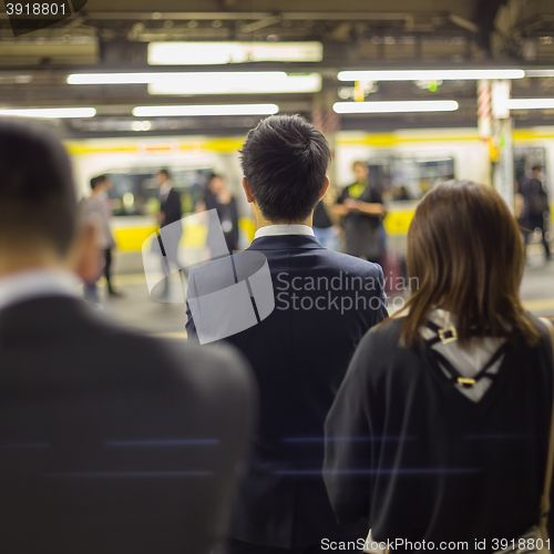 Image of Passengers traveling by Tokyo metro.