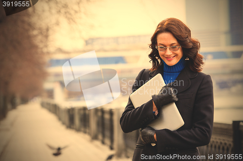 Image of woman with laptop