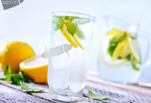 Image of lemonad