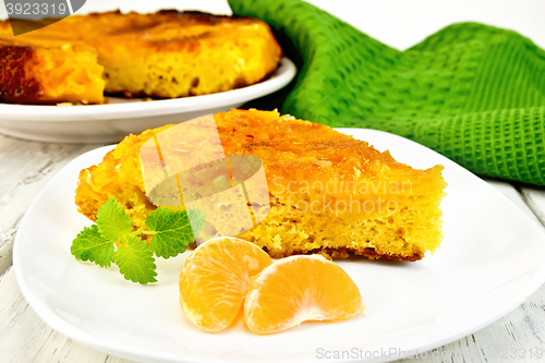 Image of Pie mandarin with mint on board