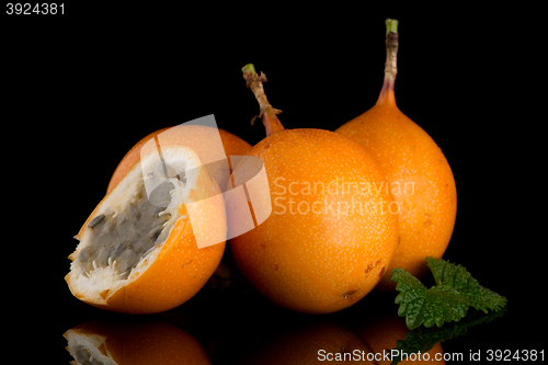 Image of Passion fruit maracuja granadilla