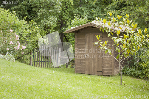 Image of garden hut and an old gate