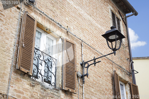 Image of typical window in Italy