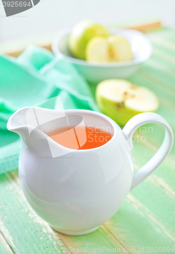 Image of apple juice