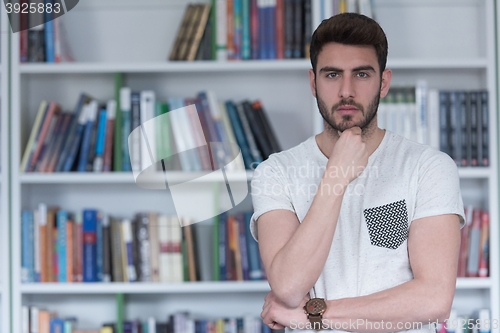 Image of student study  in school library