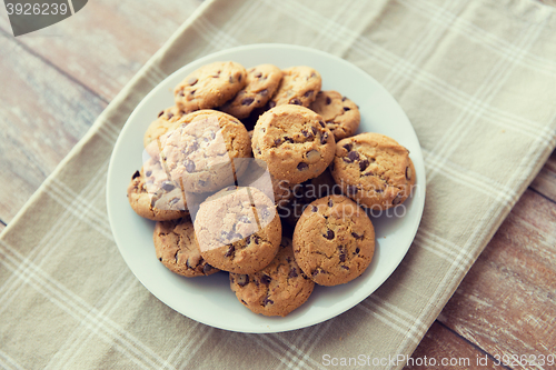 Image of close up of chocolate oatmeal cookies on plate