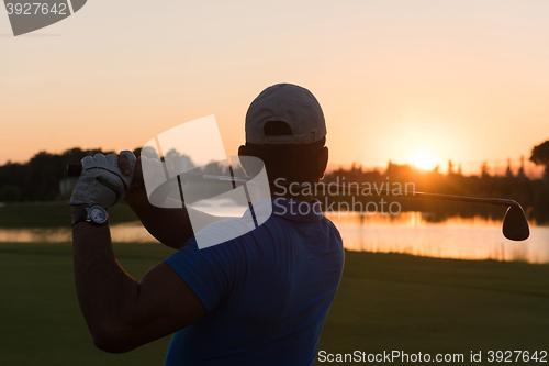 Image of golfer hitting long shot