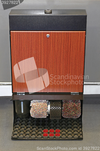 Image of Shoes Cleaning Machine