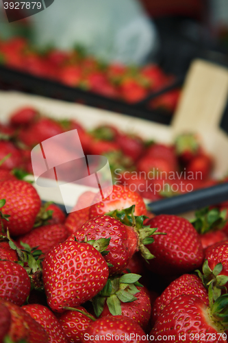 Image of strawberry rests in a box