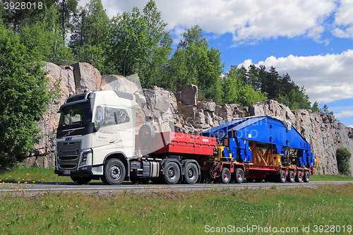 Image of Volvo FH16 750 Semi Transports Shipyard Crane Component 