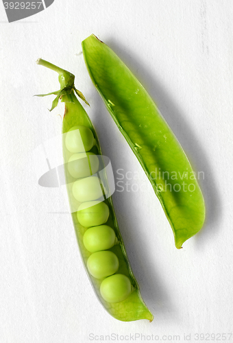 Image of Fresh  organic green peas