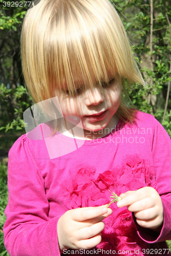 Image of Young girl in public park