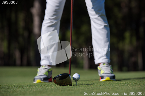 Image of golf player hitting shot