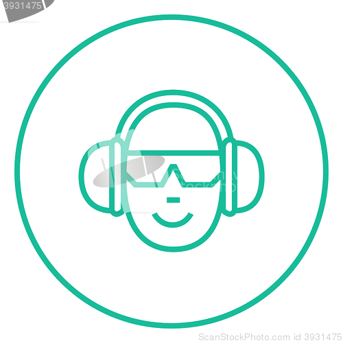 Image of Man in headphones line icon.