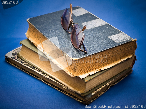 Image of Glasses on the Old Book