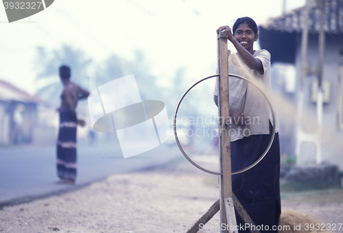 Image of SRI LANKA HIKKADUWA PEOPLE