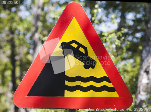 Image of warning quay