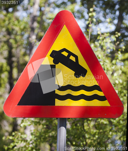 Image of warning quay
