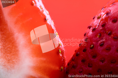 Image of Strawberry Macro Red