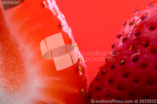 Image of Strawberry Macro Red