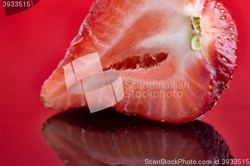 Image of Strawberry Macro Red