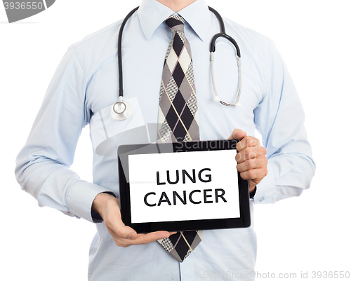 Image of Doctor holding tablet - Lung cancer