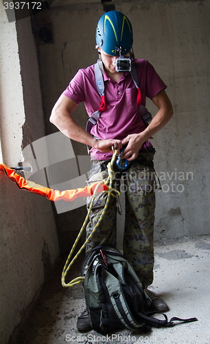 Image of athlete preparing to jump