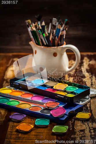 Image of Watercolors and brushes