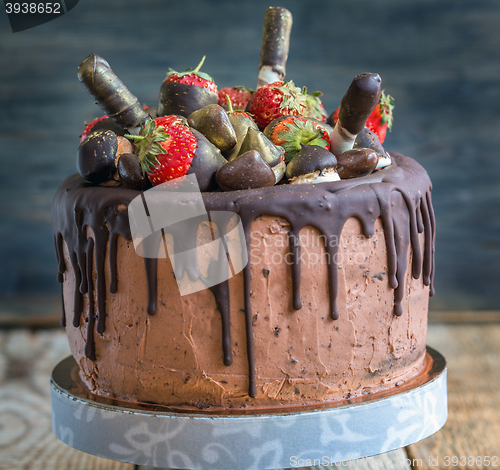 Image of Chocolate cake with strawberries.