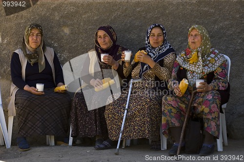Image of Turkish women