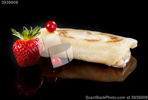 Image of fried ice cream dessert in rice dough