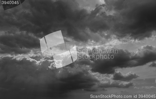 Image of dark stormy sky