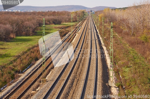 Image of Railway tracks to the distance