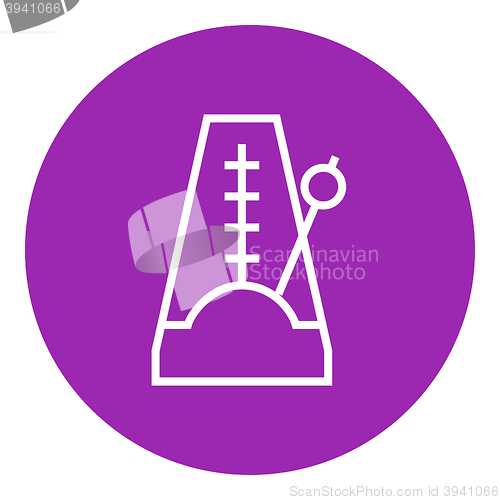 Image of Metronome line icon.