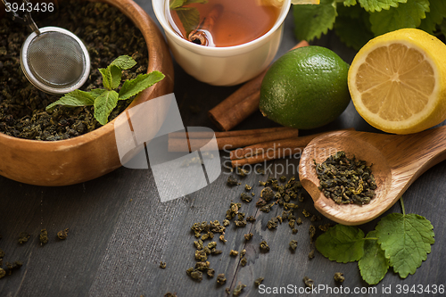 Image of berries tea composition